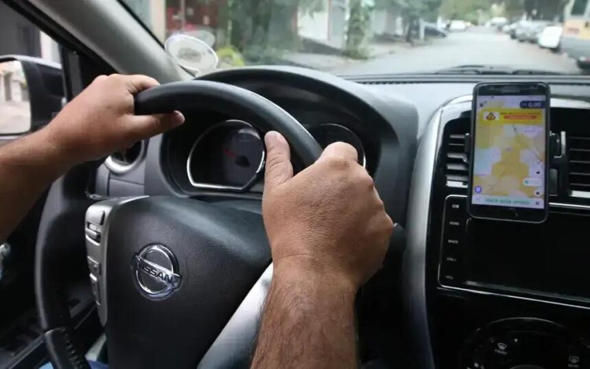 Crescimento dos seguros para motoristas de aplicativo em tempos de violência