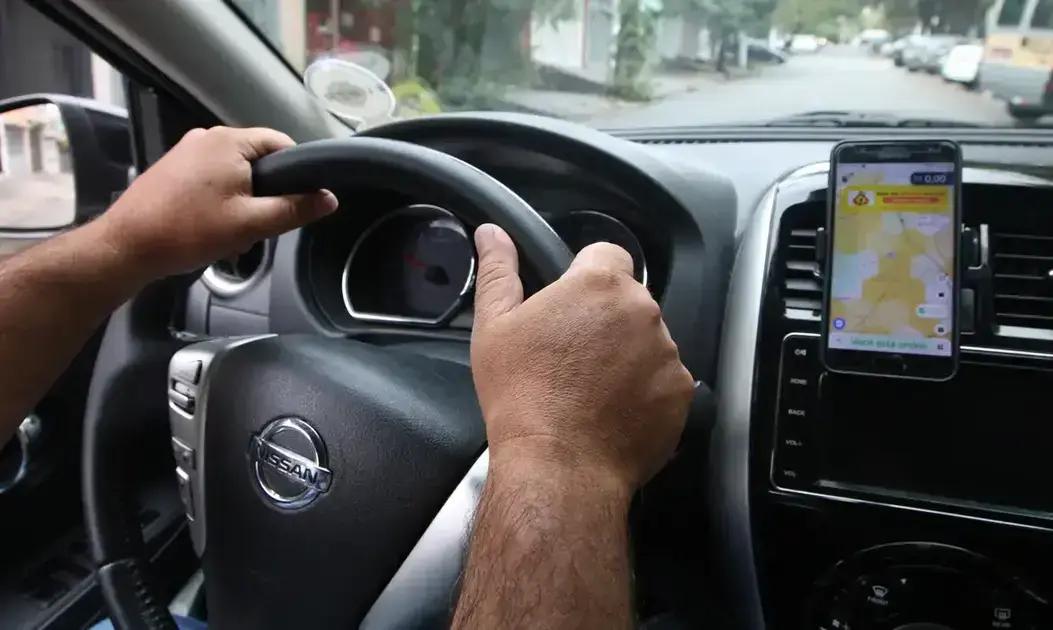 Crescimento dos seguros para motoristas de aplicativo em tempos de violência