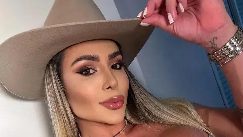Criadora de conteúdo adulto faz seguro de R$ 2 milhões para partes íntimas