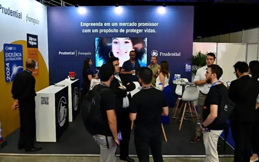 Prudential do Brasil destaca oportunidades de franquias na Expo Franchising ABF Rio 2025