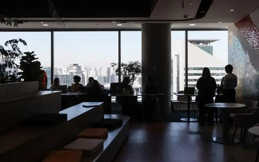 Setor de seguros paga R$ 110 bilhões em cinco meses de 2025