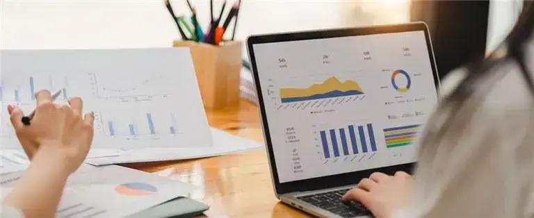 Crescimento de 7% nos Seguros de Danos e Pessoas até Agosto de 2025